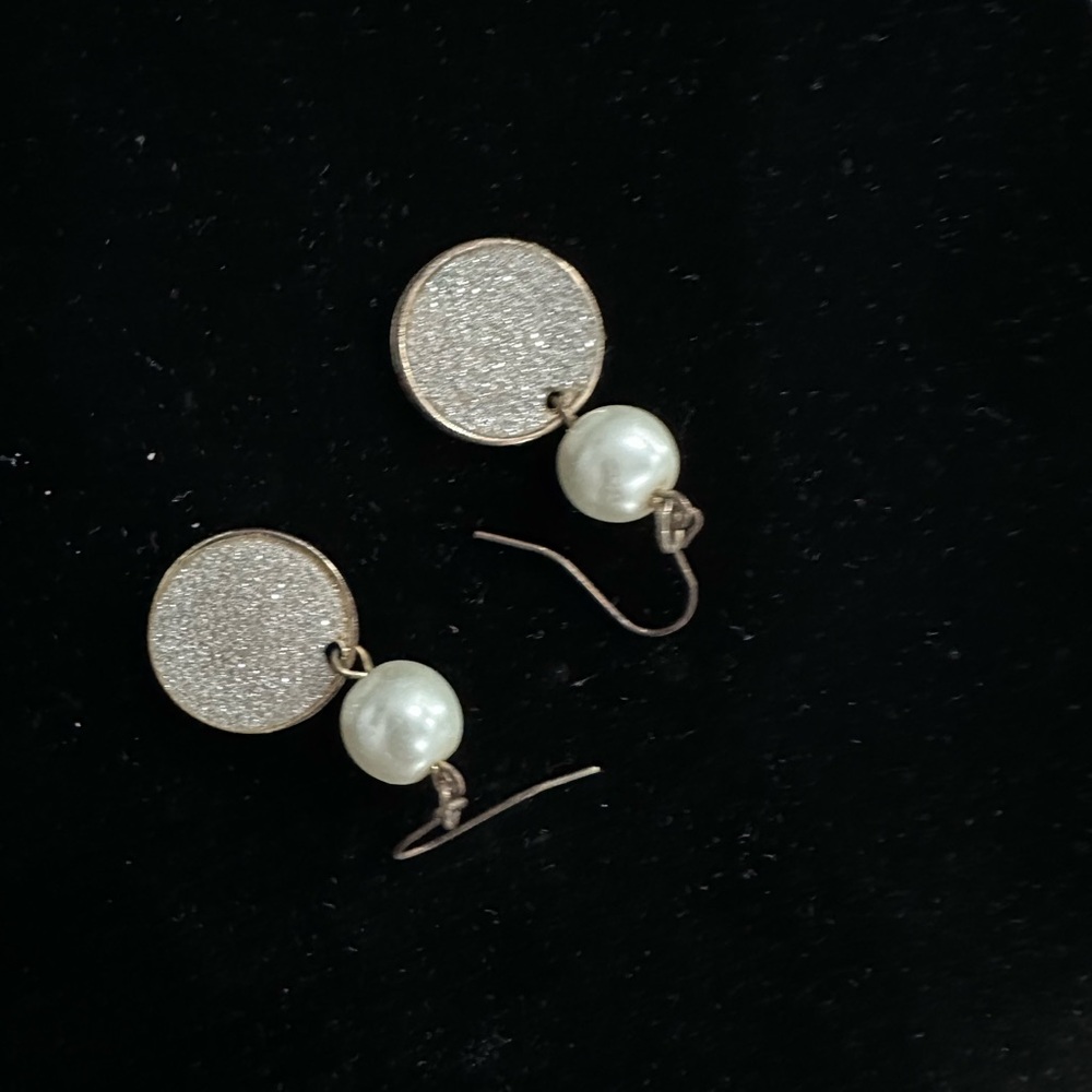 Cleaning out my Jewlery. All for All $28.00. Would like to sell as a LOT of 16.